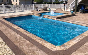 fiberglass pools Gulfstream Quartz