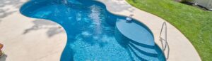 Narellan Pools Resolute Fiberglass Swimming Pool